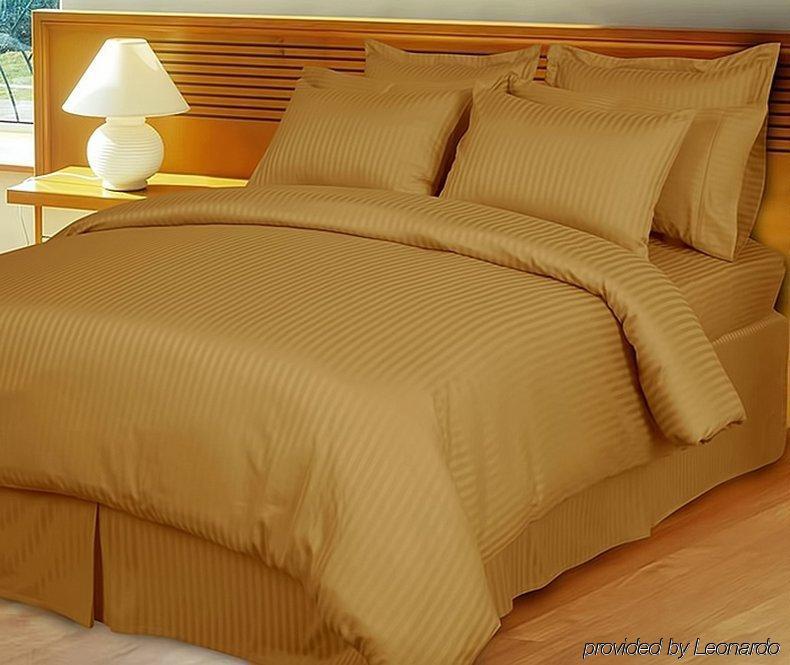Hollywood Dream Suites Los Angeles Room photo
