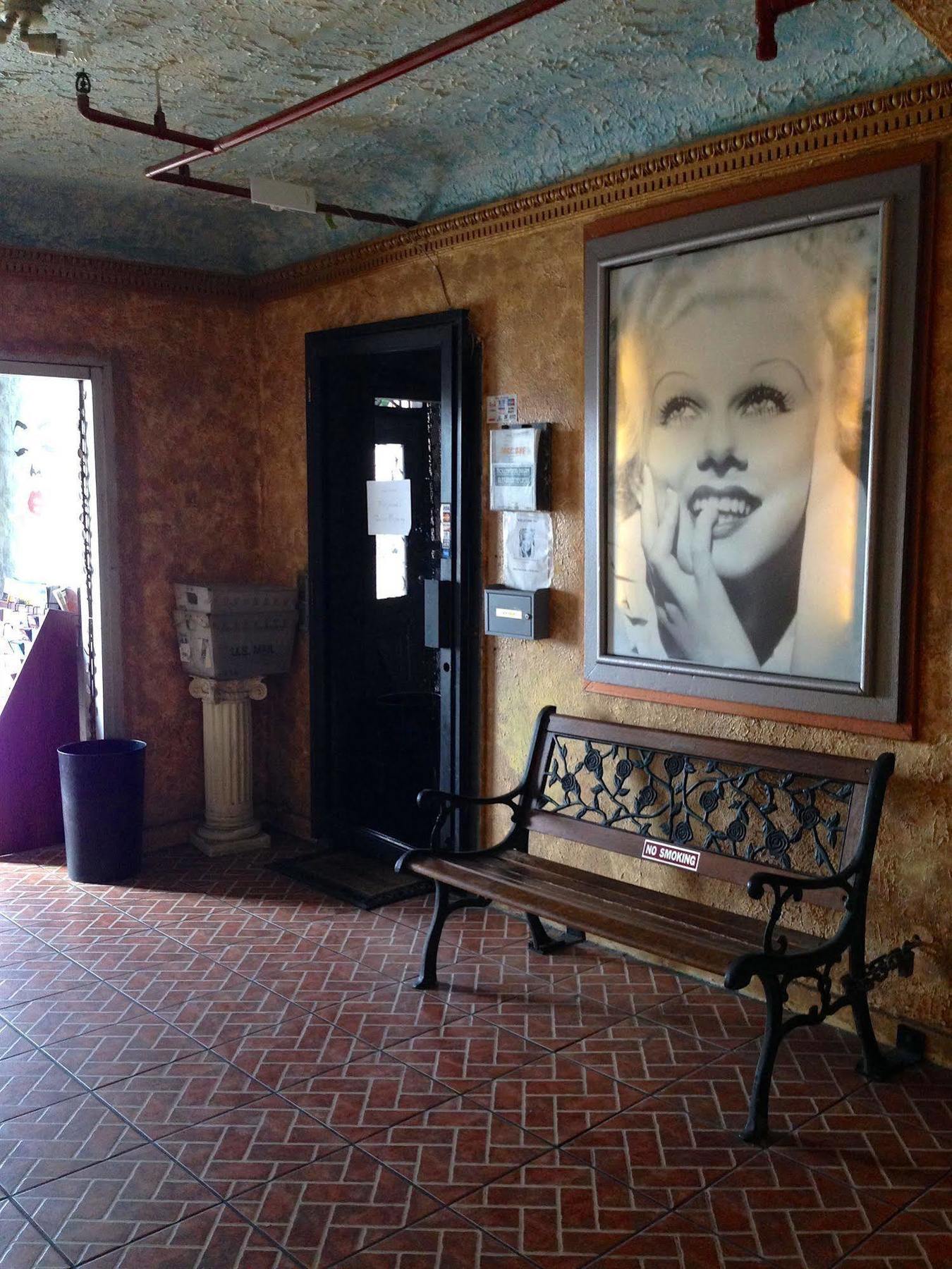 Hollywood Dream Suites Los Angeles Exterior photo
