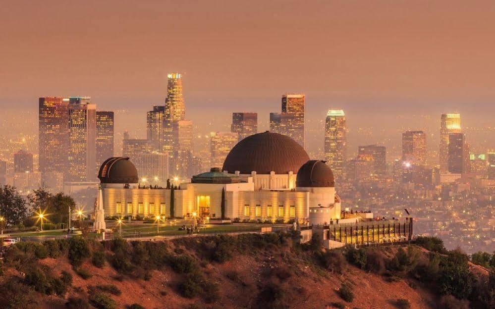 Hollywood Dream Suites Los Angeles Exterior photo